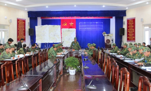 Lực lượng vũ trang thị xã Ninh Hòa diễn tập hội nghị lãnh đạo chuyển địa phương vào trạng thái khẩn cấp về quốc phòng.