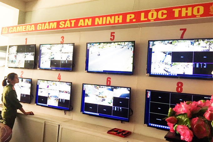 Trung tâm xử lý camera an ninh phường Lộc Thọ. 