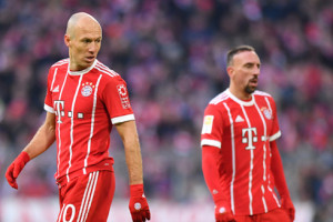 Bayern Munich đang lúng túng trong việc &quot;thay máu&quot;?