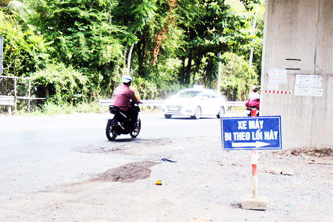 Không tuân thủ biển báo hướng dẫn