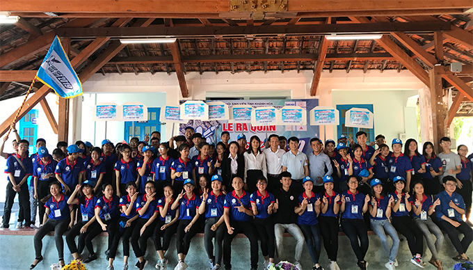 Sinh viên Đại học Nha Trang tham gia "Tiếp sức mùa thi" năm 2019