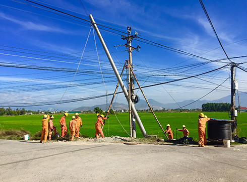 Công đoạn dựng trụ