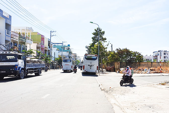Giải quyết bất cập trên đường Tô Hiệu