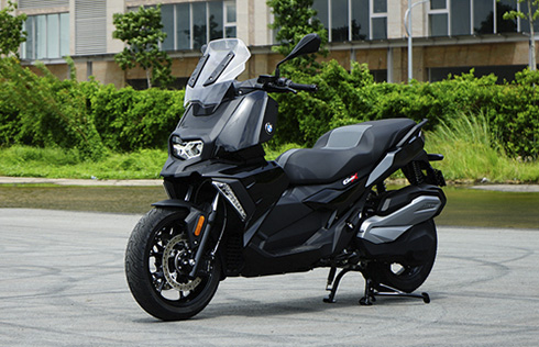 BMW C400X - xe ga thể thao giá 289 triệu tại Việt Nam