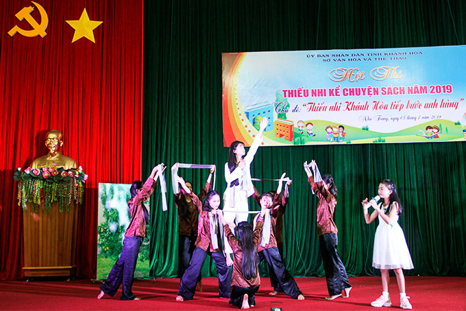  Phần thi của thí sinh Lê Ngọc Quỳnh Hương giành giải nhất lứa tuổi thiếu niên. 