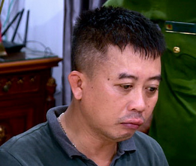 Lâm  "le " khi bị bắt.