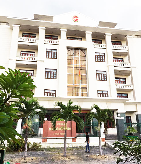 Chi cục Thuế khu vực Tây Khánh Hòa có trụ sở chính  tại huyện Diên Khánh. 