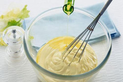 Mayonnaise là nguyên liệu dưỡng tóc hiệu quả