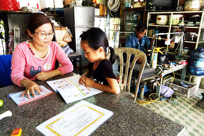 Gia đình anh Quang bây giờ đã có cuộc sống ổn định, con gái chăm ngoan học giỏi.