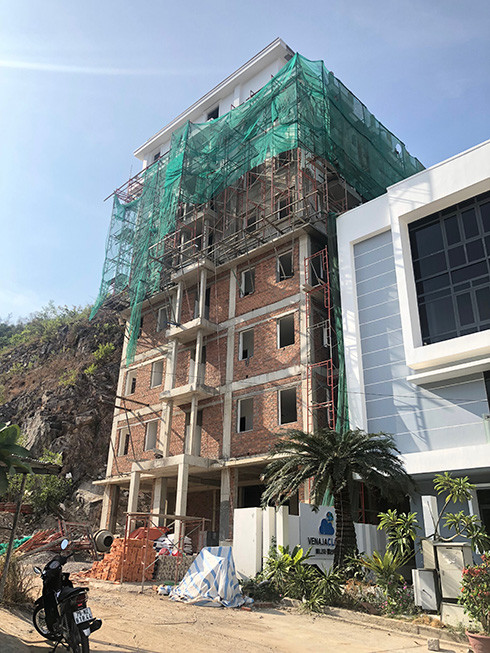 Một công trình xây dựng vi phạm nghiêm trọng quy hoạch đã duyệt tại dự án Khu biệt thự cao cấp Ocean View Nha Trang