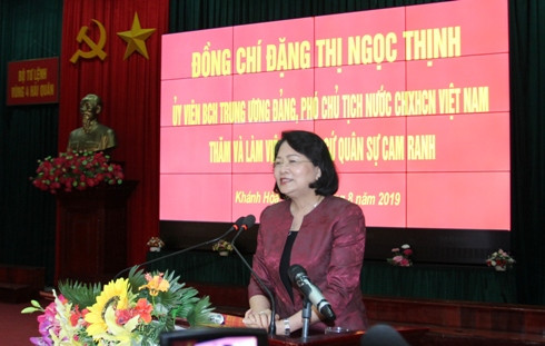 Phó Chủ tịch nước Đặng Thị Ngọc Thịnh làm việc với Bộ Tư lệnh Vùng 4 Hải quân.