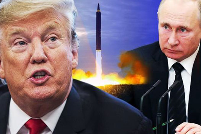 Tổng thống Mỹ Donald Trump (trái) và Tổng thống Nga Putin. Ảnh: Daily Express