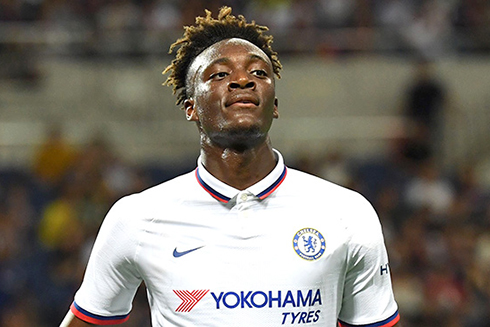 Tammy Abraham, tài năng trẻ được kỳ vọng sẽ tỏa sáng trên hàng công câu lạc bộ Chelsea.