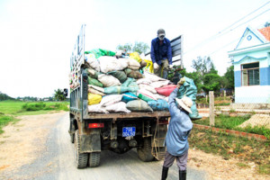 Ninh Hòa: Thiếu phương tiện thu gom rác