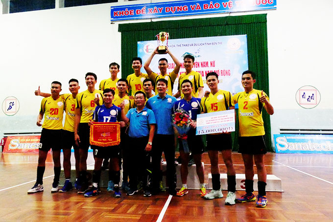 Sanest Khánh Hòa vô địch Cúp Sanatech Bến Tre