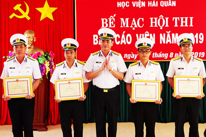 Học viện Hải quân: Tổ chức hội thi báo cáo viên giỏi năm 2019