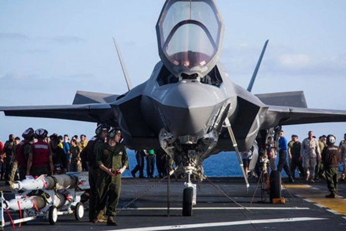 Nhật Bản mua máy bay chiến đấu tàng hình F-35B của Mỹ