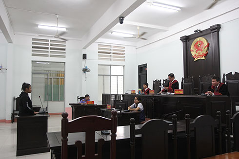 Toà tuyên án sơ thẩm có hiệu lực thi hành.