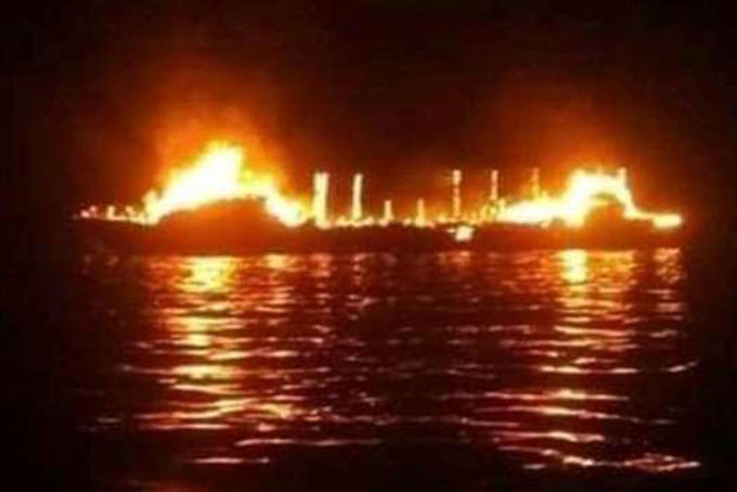 Cháy tàu biển tại Indonesia ngày 17/8 khiến 7 người thiệt mạng, 4 người mất tích.