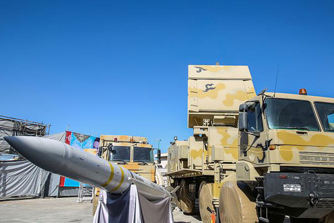 Hệ thống Bavar-373 được phô diễn ở Tehran ngày 22/8/2019. Ảnh: Reuters