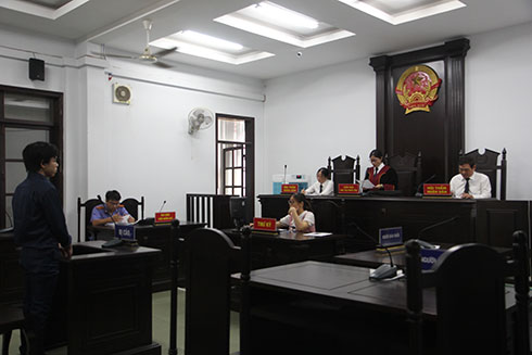 Dùng điện thoại định vị xe bị trộm