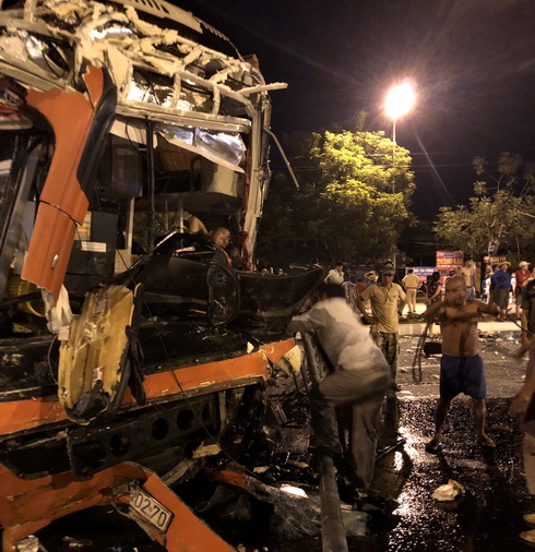 Vụ 2 xe khách tông nhau trên Quốc lộ 1: Khởi tố vụ án hình sự