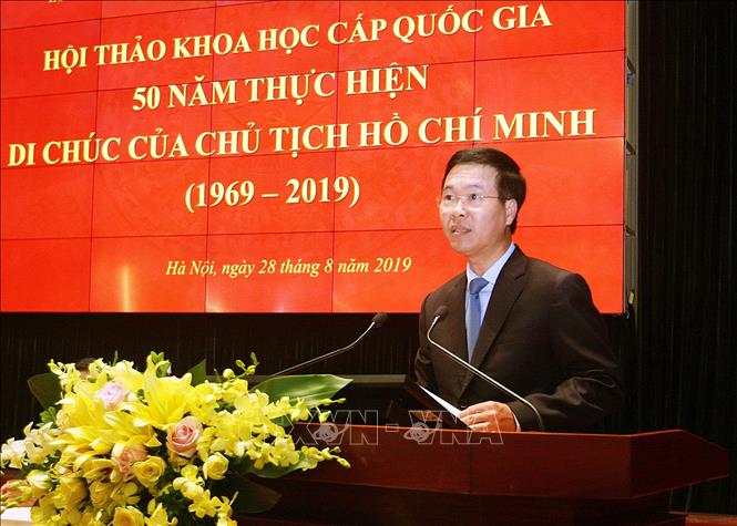 Trưởng Ban Tuyên giáo Trung ương Võ Văn Thưởng phát biểu kết luận hội thảo.