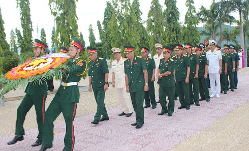 Đoàn đại biểu các lực lượng vũ trang tỉnh.