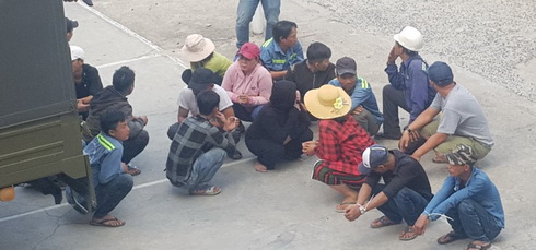 Vây bắt sới bạc trong quán nước