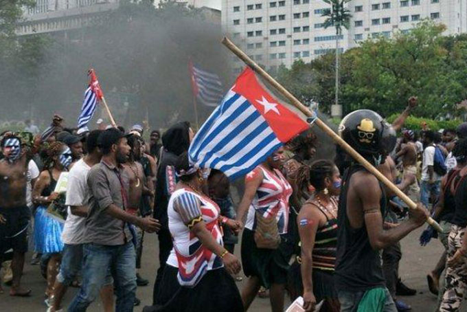 Người biểu tình. Ảnh: Tribunnews.