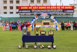 International football contest for former players held in Nha Trang