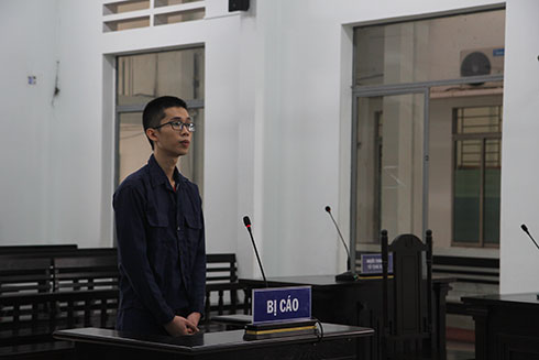 Vào tù vì tàng trữ ma tuý