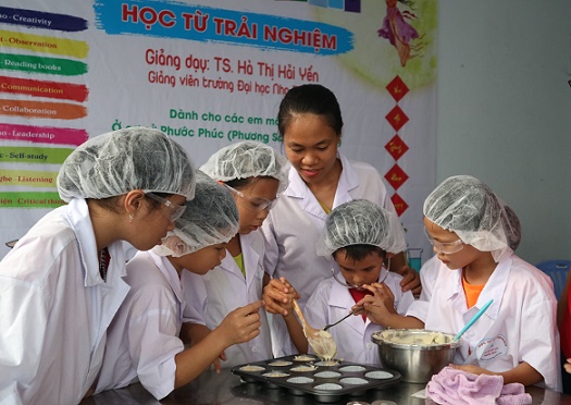 Tổ chức học trải nghiệm cho trẻ cơ nhỡ