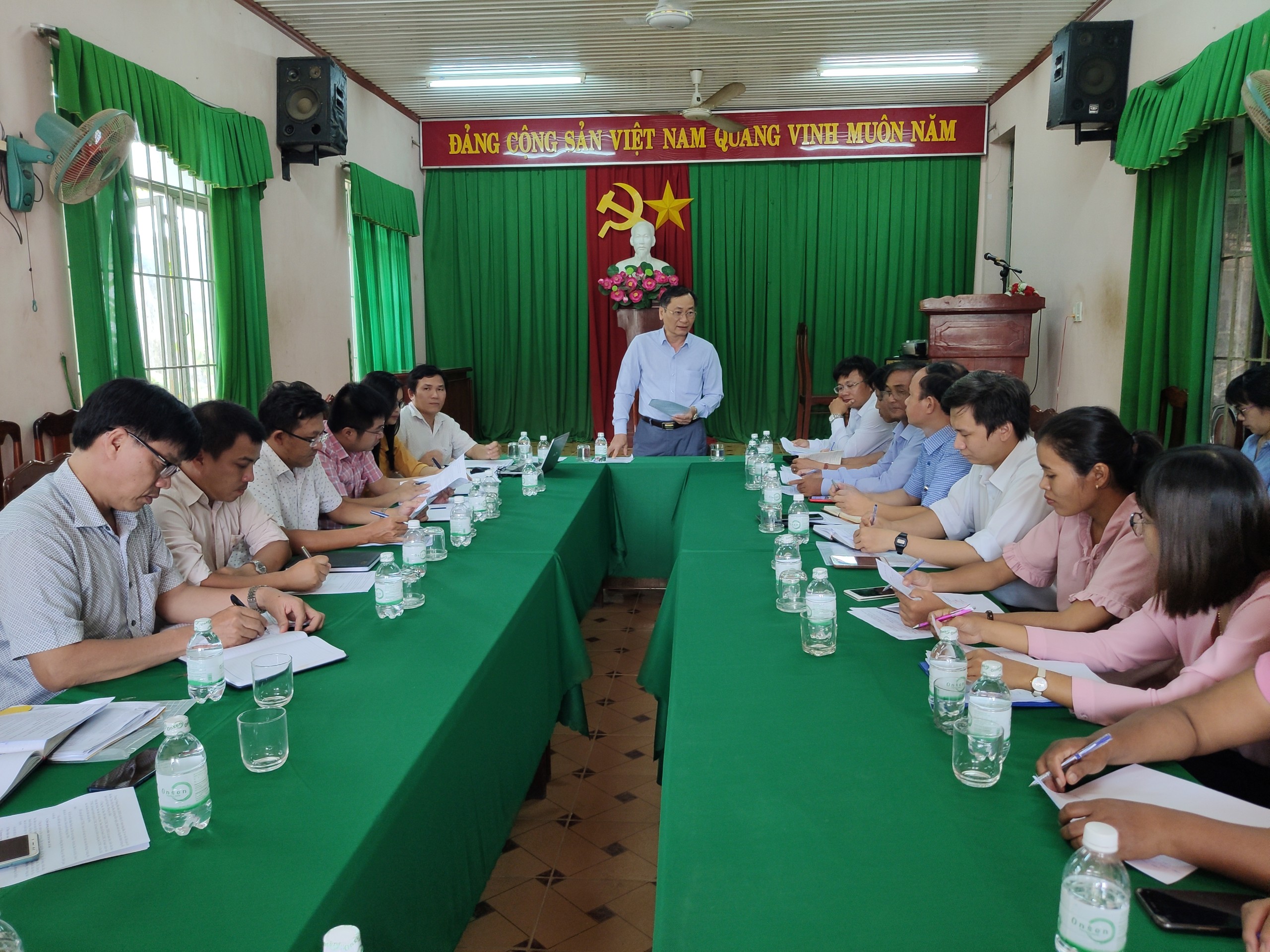 Lãnh đạo tỉnh Khánh Hòa làm việc tại các địa phương