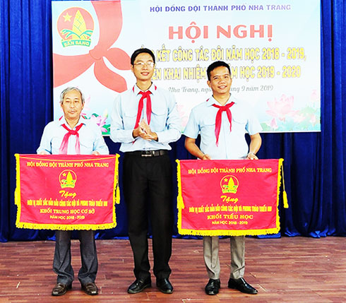 Tổ chức 84 đợt thăm, tặng quà cho các đội viên có hoàn cảnh khó khăn