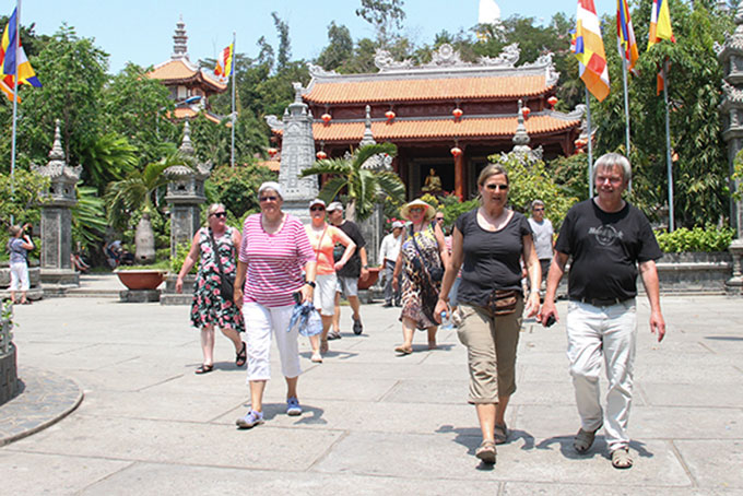 Gỡ khó cho du lịch