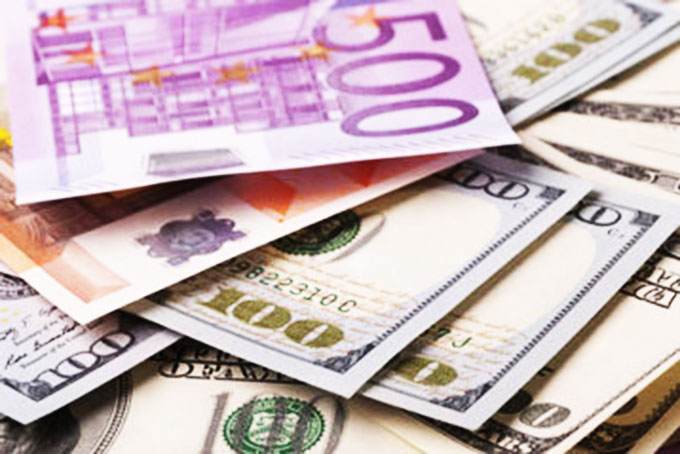 Tỷ giá ngoại tệ ngày 18/9, USD biến động mạnh