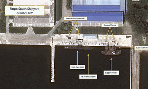 Triều Tiên sắp triển khai tàu ngầm mang tên lửa đạn đạo?