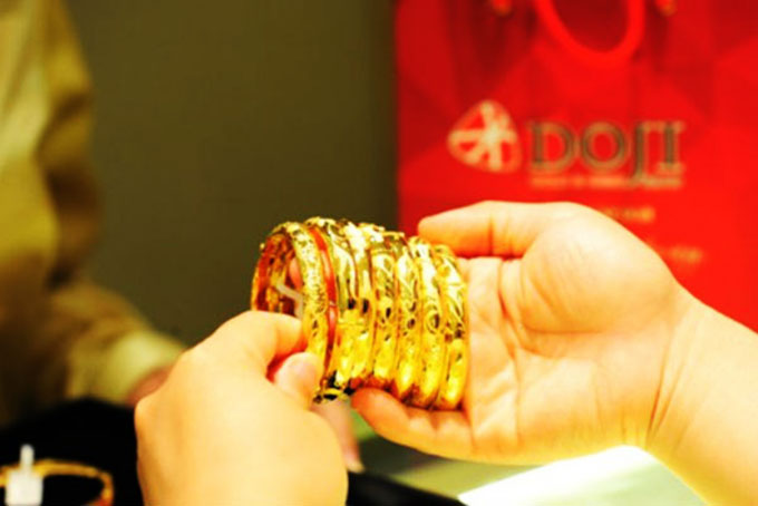 Giá vàng hôm nay 22/9, cuối tuần tăng giá mạnh