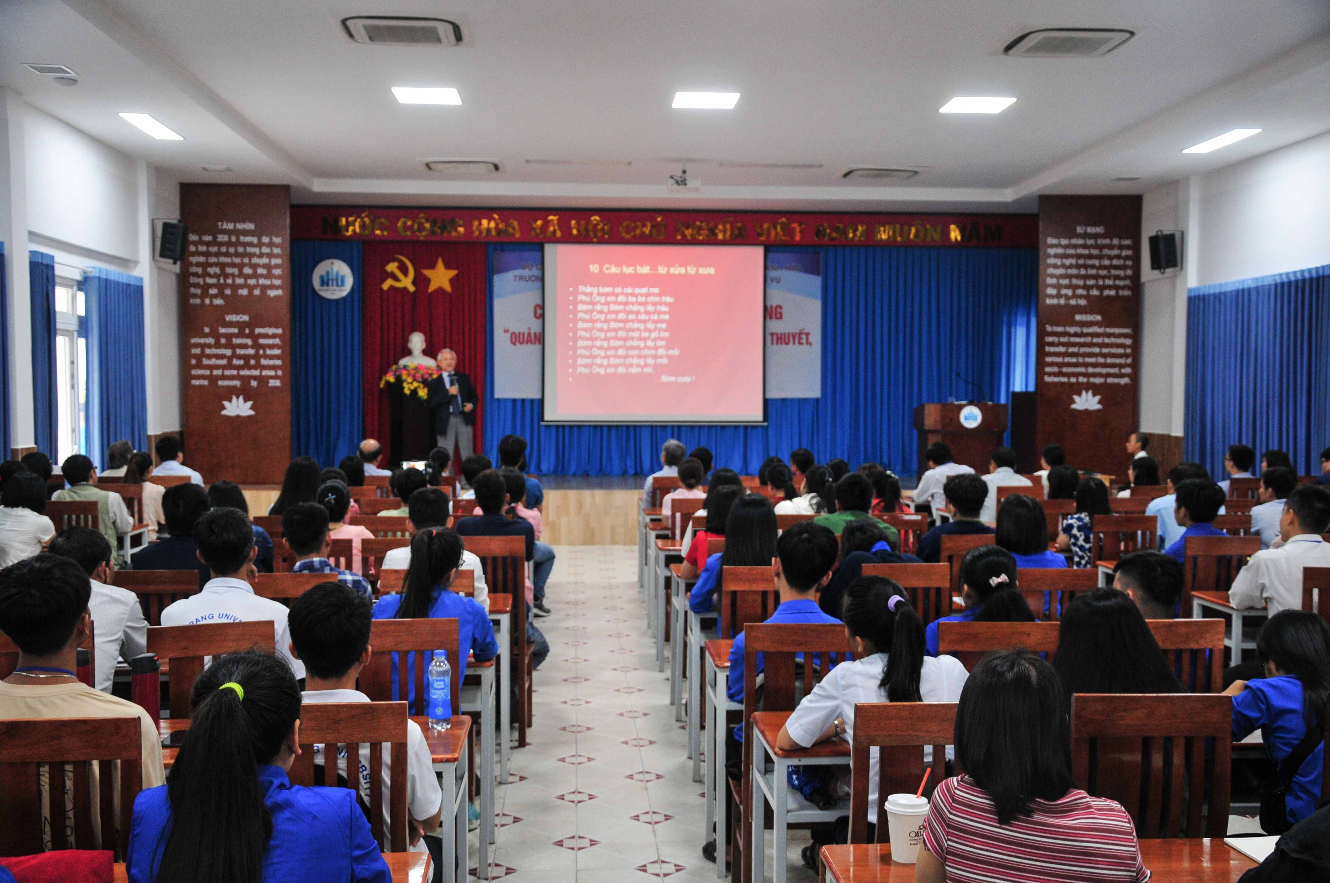 Lớp tập huấn công tác đàm phán quốc tế