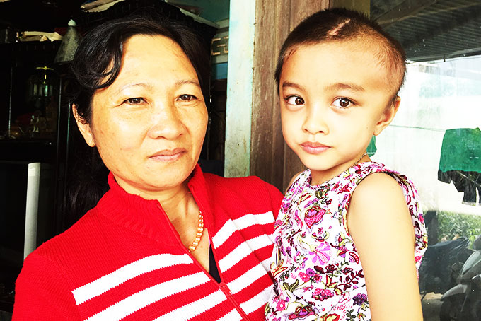 Hãy giúp bé Thảo được đến trường