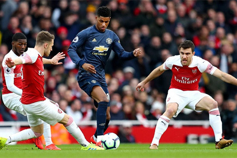 Cả Manchester United lẫn Arsenal đều không có sự ổn định trong giai đoạn gần đây.