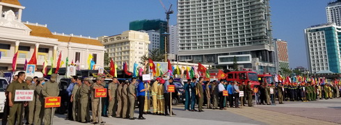 Lực lượng phòng cháy, chữa cháy của thành phố tham gia lễ mít tinh