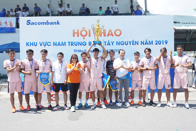 Tổng kết, trao giải Hội thao Sacombank khu vực Nam Trung bộ và Tây Nguyên năm 2019