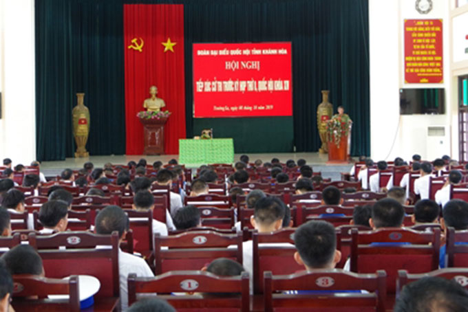 Tiếp xúc cử tri tại các địa phương