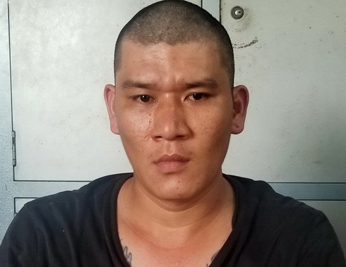 Chồng đâm vợ nguy kịch vì nghi ngoại tình