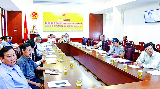 Tổng kết 15 năm tiếp tục đổi mới, phát triển và nâng cao hiệu quả kinh tế tập thể