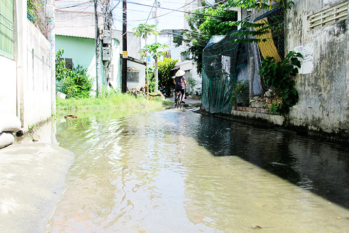 Đoạn đường thường xuyên bị ngập nước
