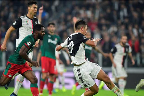 Juventus có trận thắng khá chật vật trước Lokomotiv Moscow tại vòng bảng Champions League.