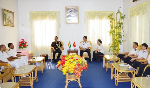 Tùy viên Quốc phòng Ấn Độ thăm Học viện Hải quân